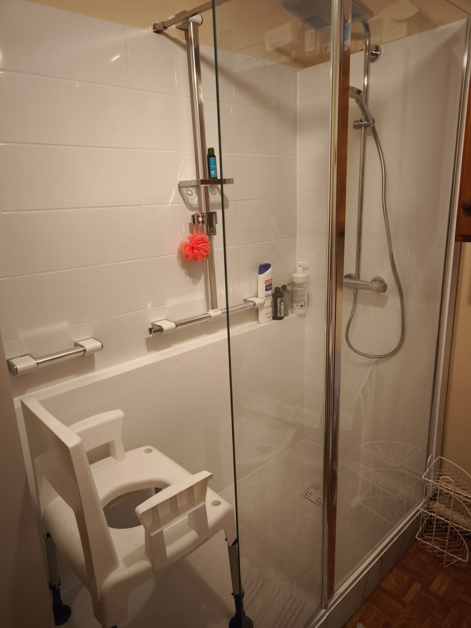 Salle de bain après rénovation à Joué-lès-Tours - DOMetVIE