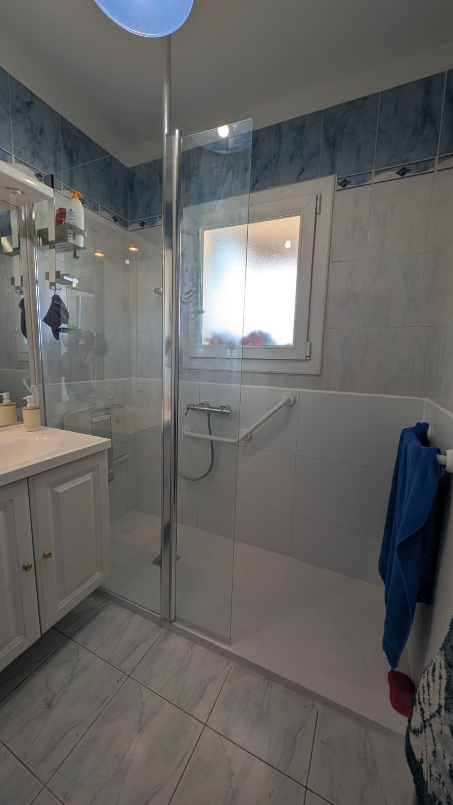 Salle de bain après rénovation à Cagnes-sur-Mer - DOMetVIE
