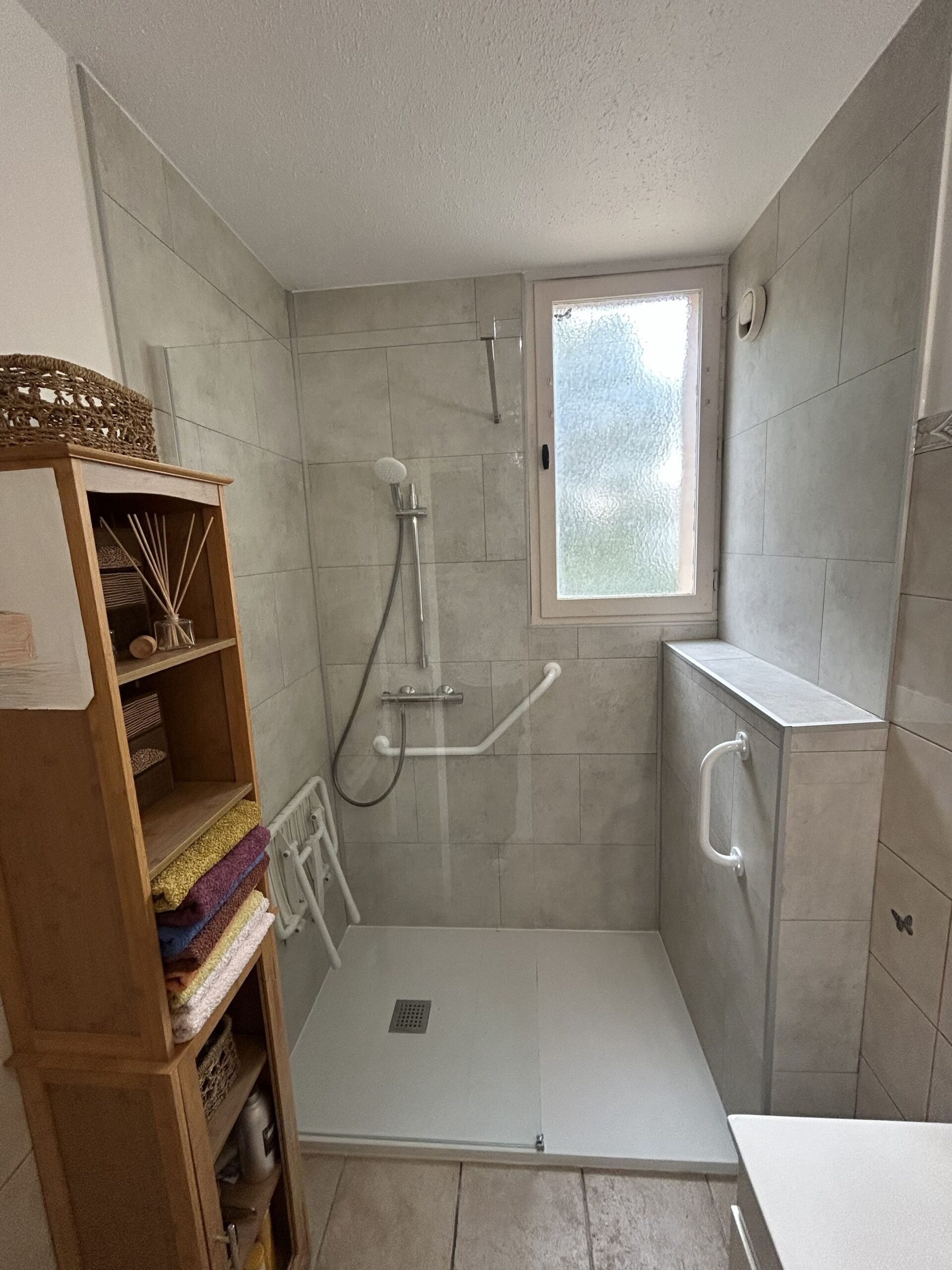 Salle de bain après rénovation à GRASSE - DOMetVIE