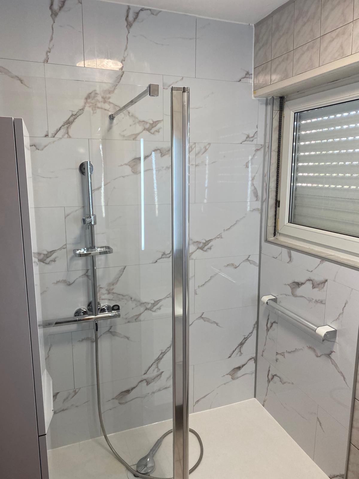 Salle de bain après rénovation à Waldighoffen - DOMetVIE