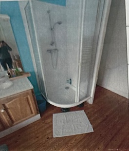 Salle de bain avant rénovation à HEM - DOMetVIE
