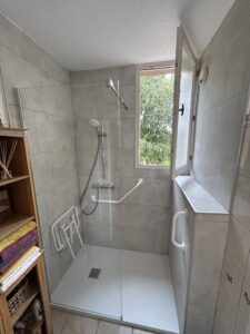 Salle de bain après rénovation à GRASSE - DOMetVIE