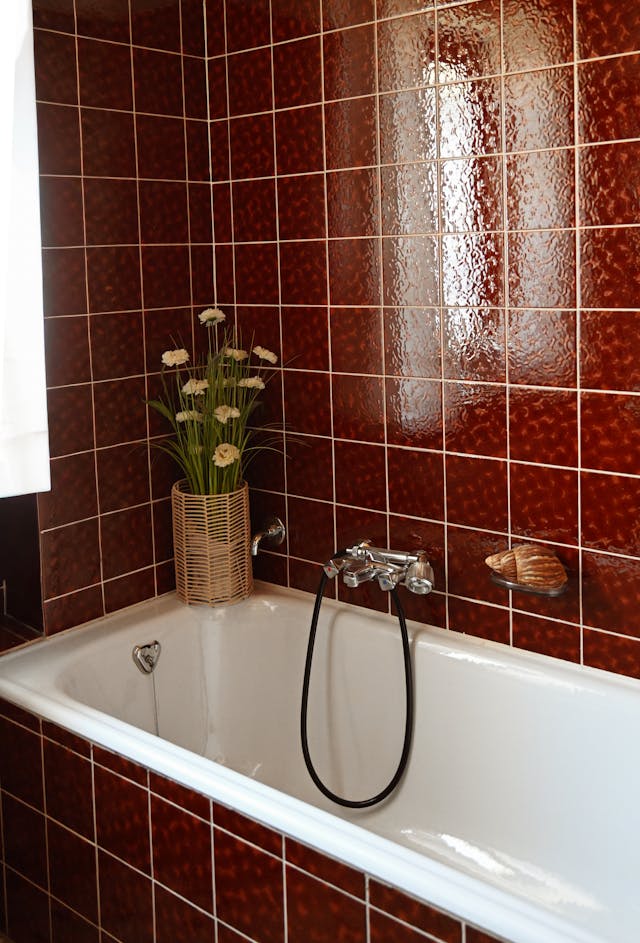 Salle de bain avant rénovation à Tarare - DOMetVIE